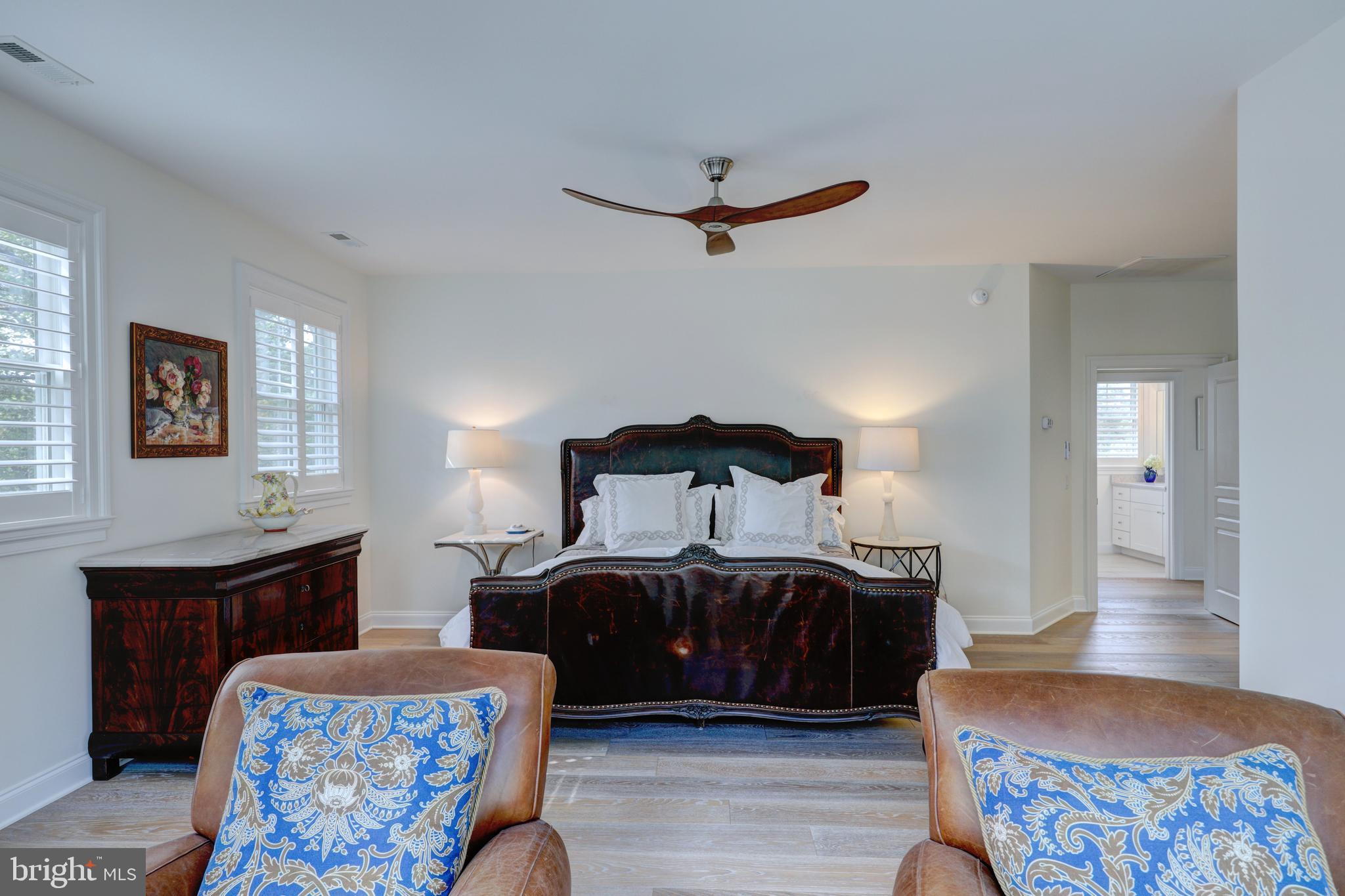 OCEAN BREEZES - Residential