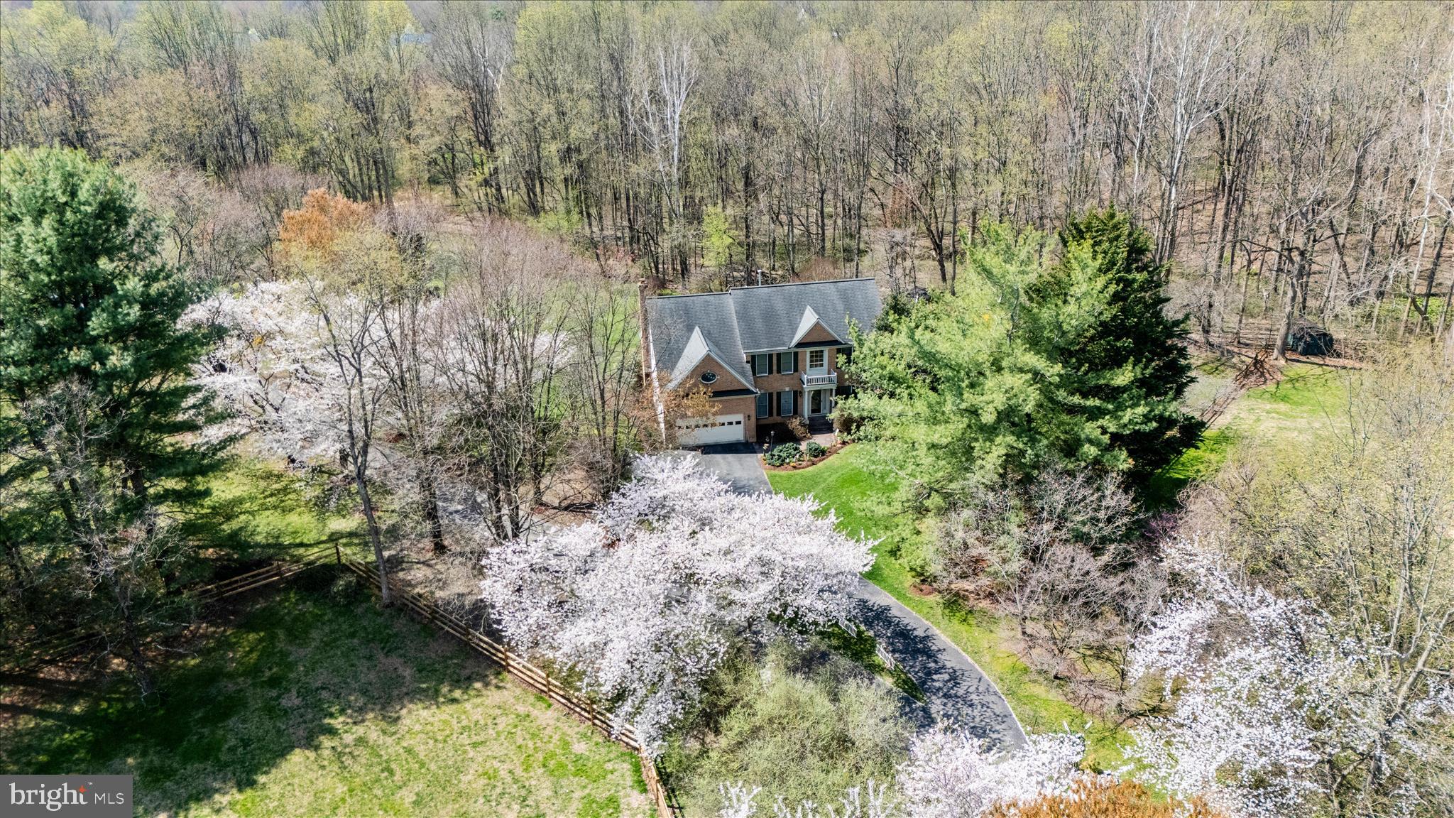 BROOKEFIELD - Residential