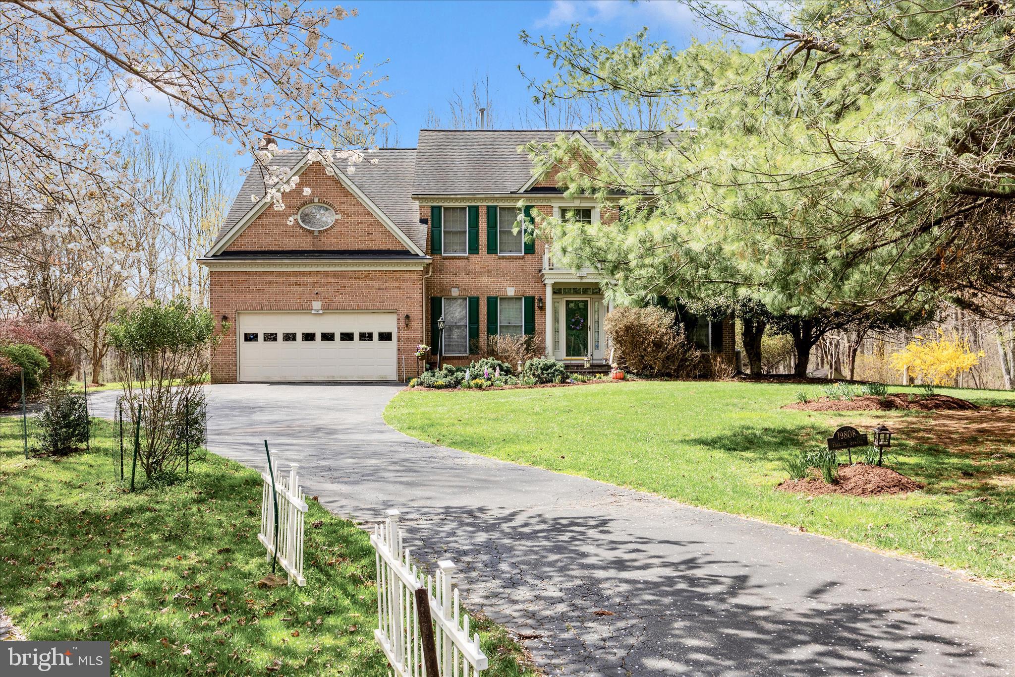 BROOKEFIELD - Residential