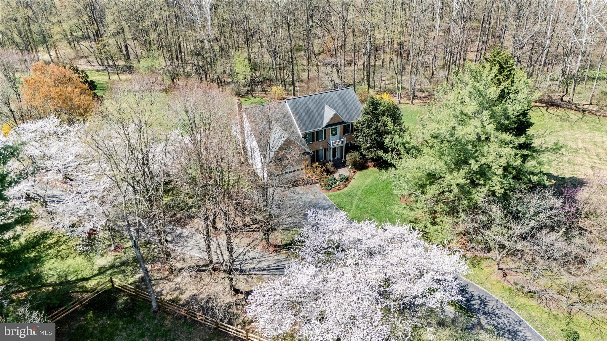 BROOKEFIELD - Residential