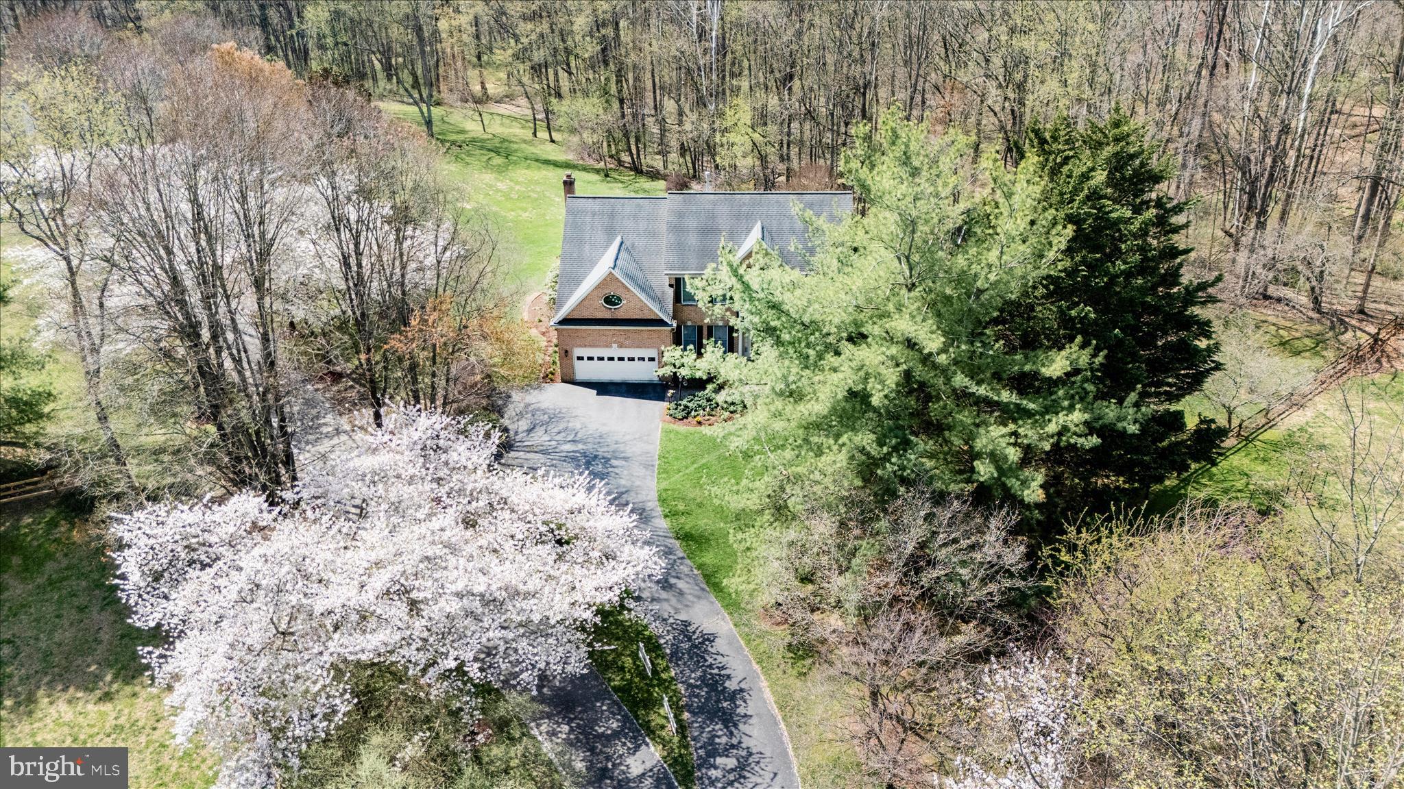 BROOKEFIELD - Residential