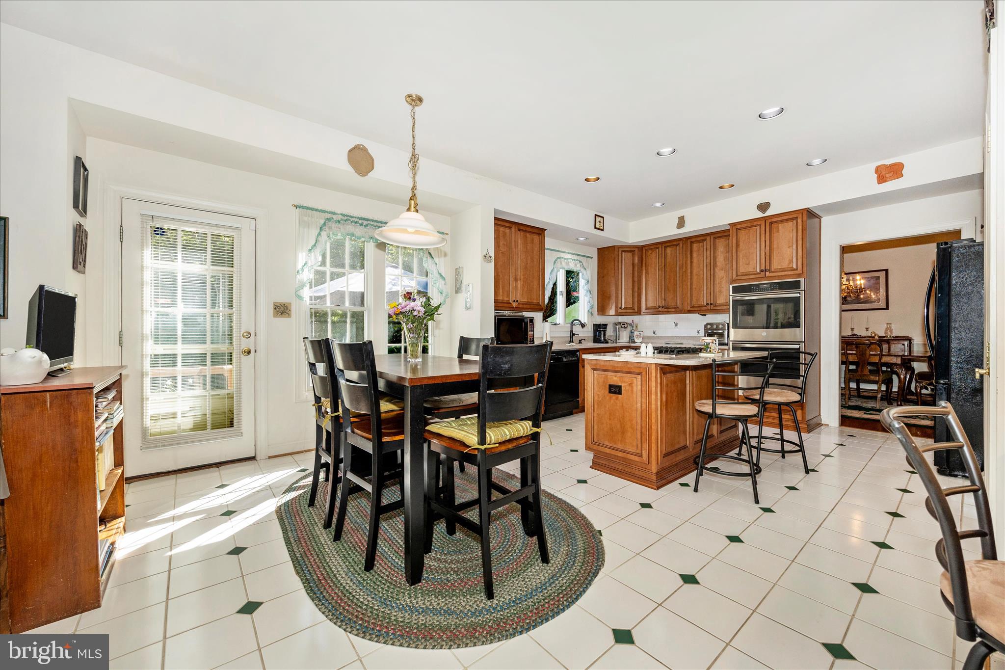 BROOKEFIELD - Residential