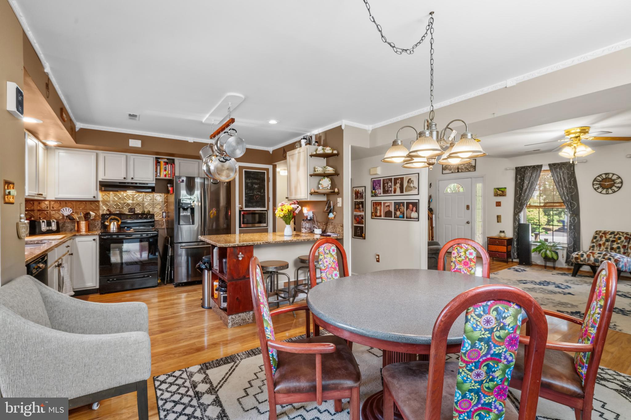 CROSS CREEK - Residential