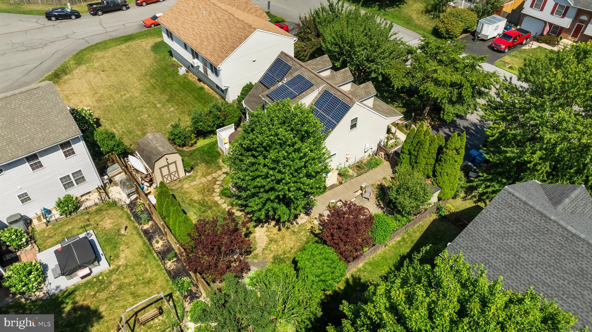 CROSS CREEK - Residential