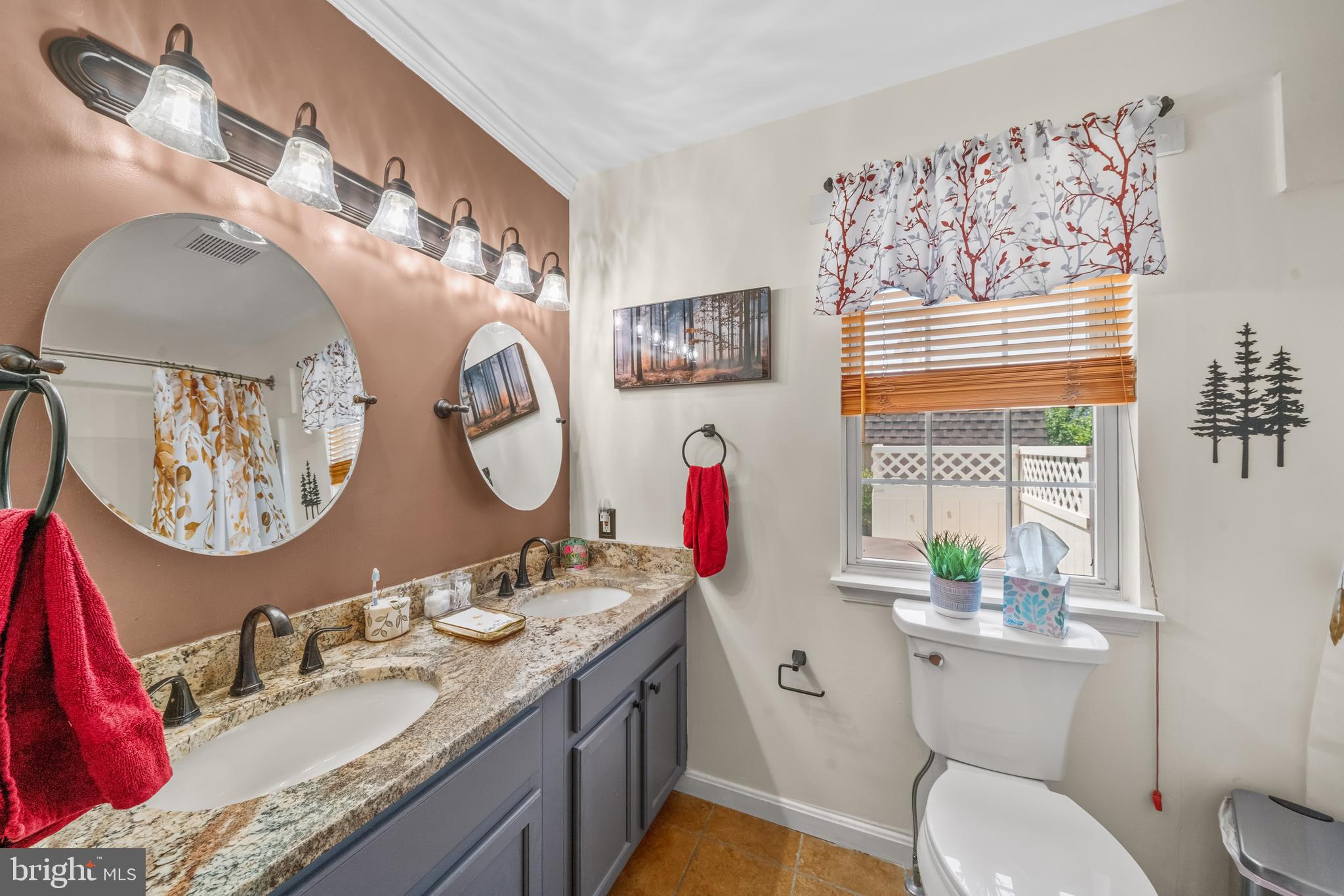 CROSS CREEK - Residential