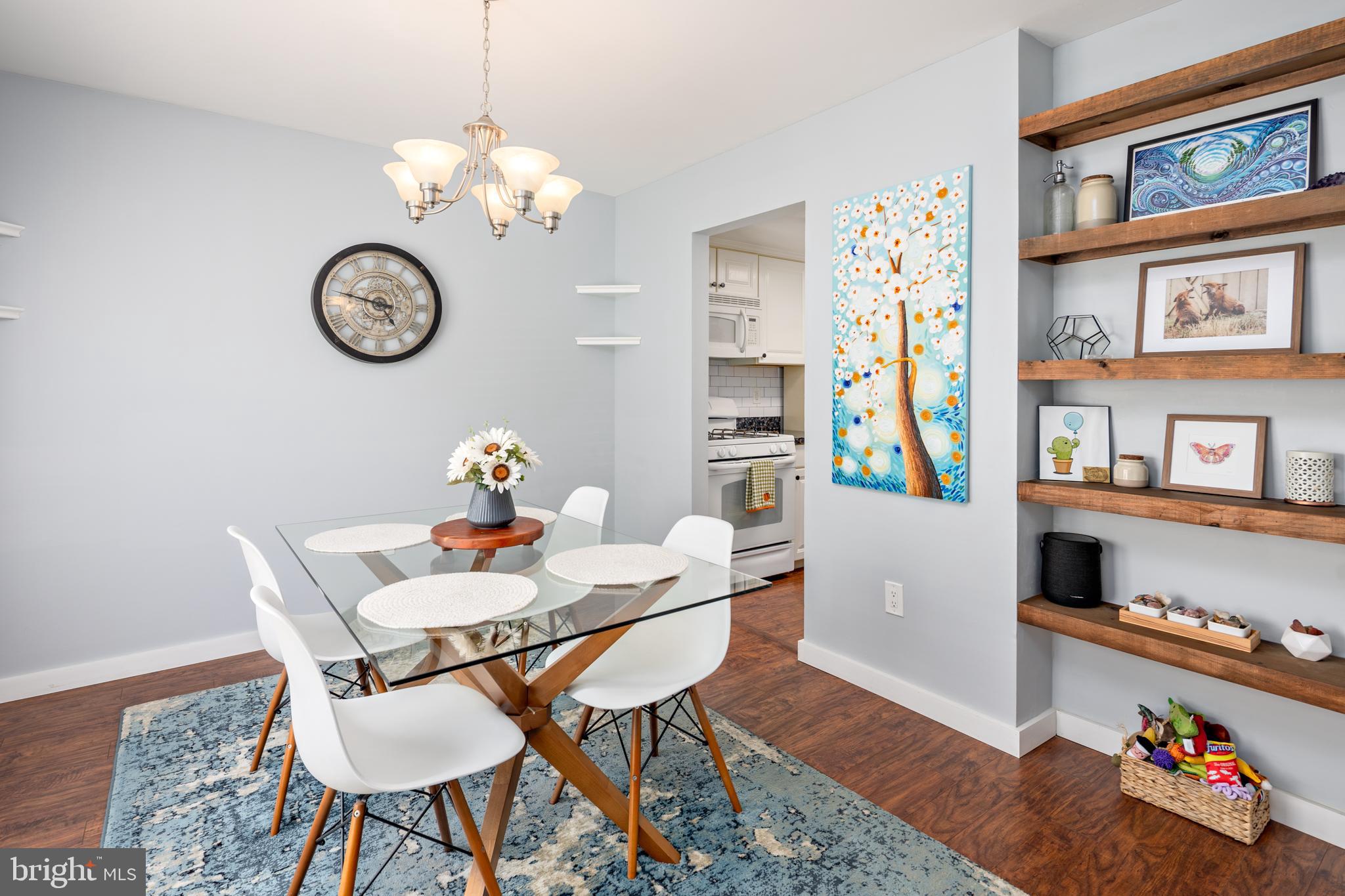 DONCASTER VILLAGE - Residential