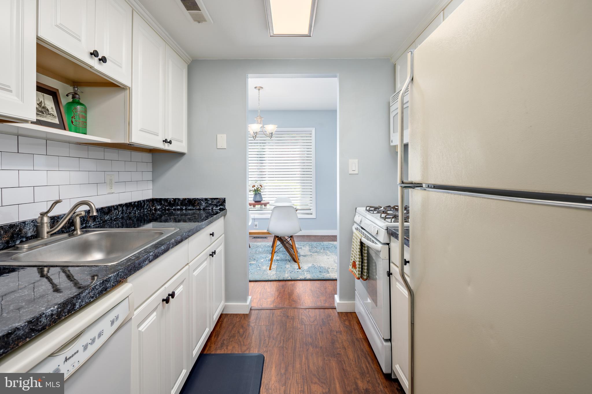DONCASTER VILLAGE - Residential