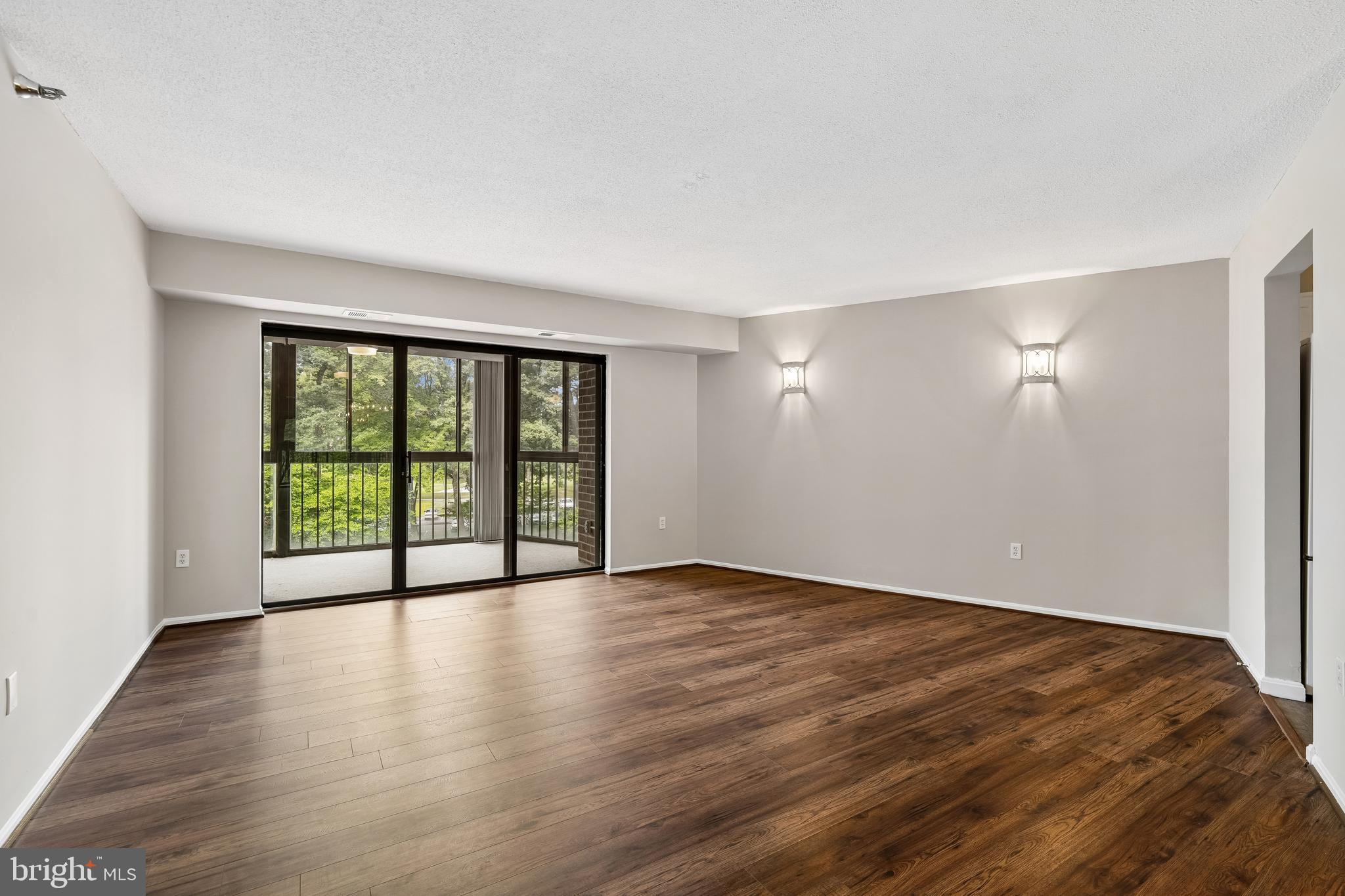 GREENS AT LEISURE WORLD - Residential