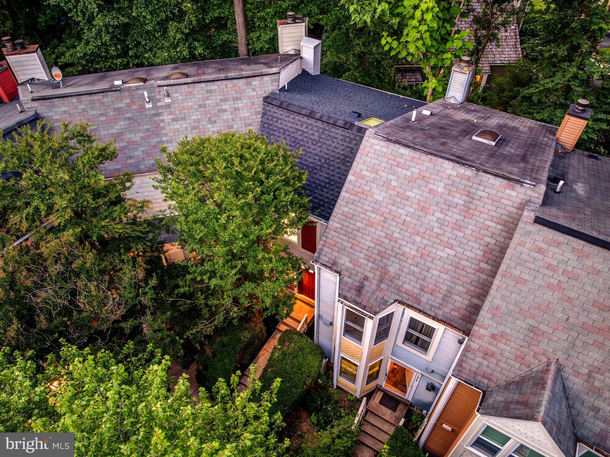 RESTON - Residential