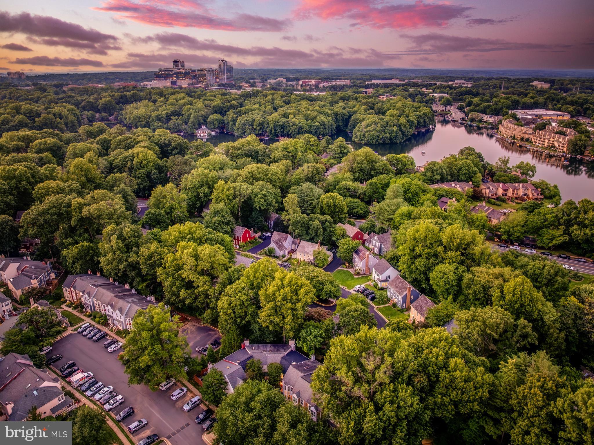 RESTON - Residential