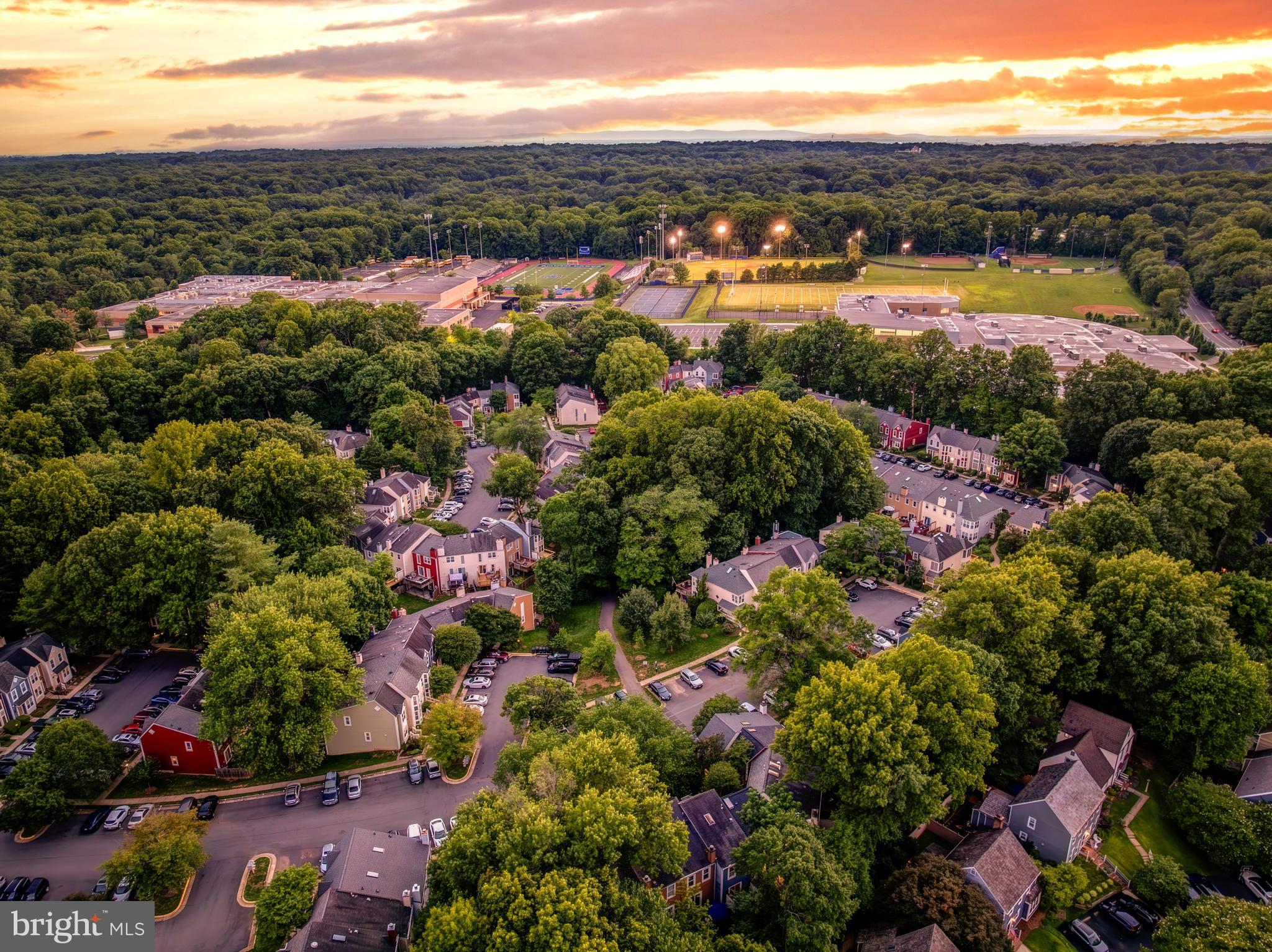 RESTON - Residential