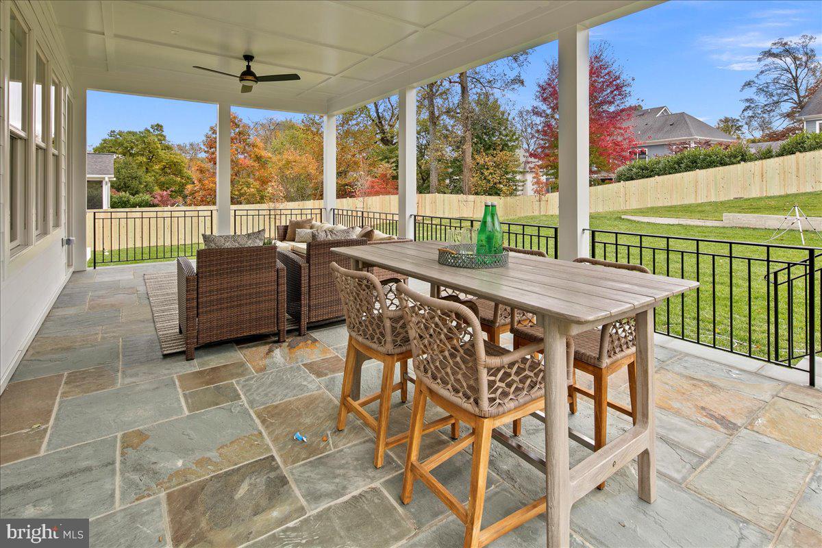 FOREST VILLA WOODS - Residential