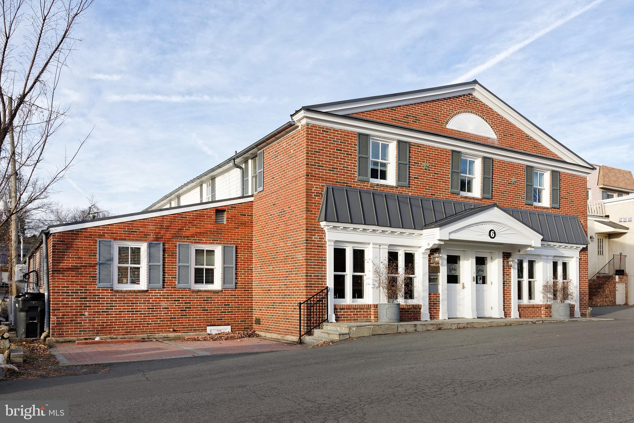 TOWN OF MIDDLEBURG - Commercial Sale