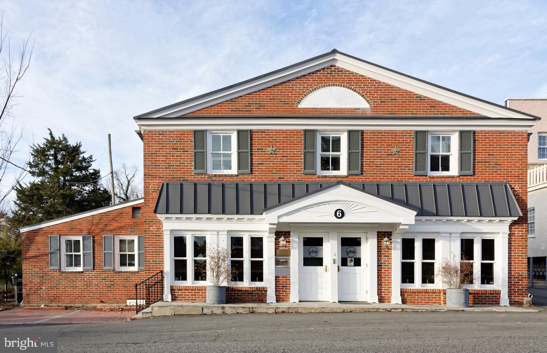 TOWN OF MIDDLEBURG - Commercial Sale