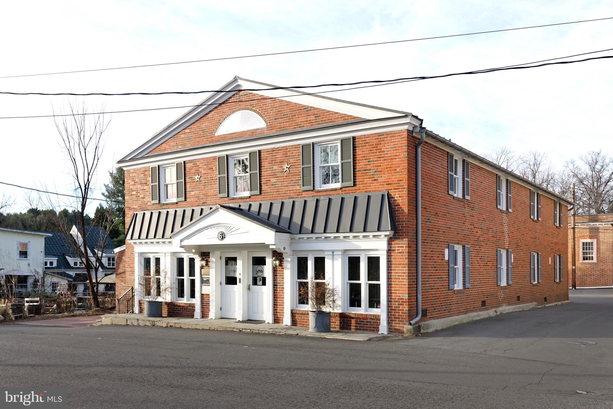 TOWN OF MIDDLEBURG - Commercial Sale