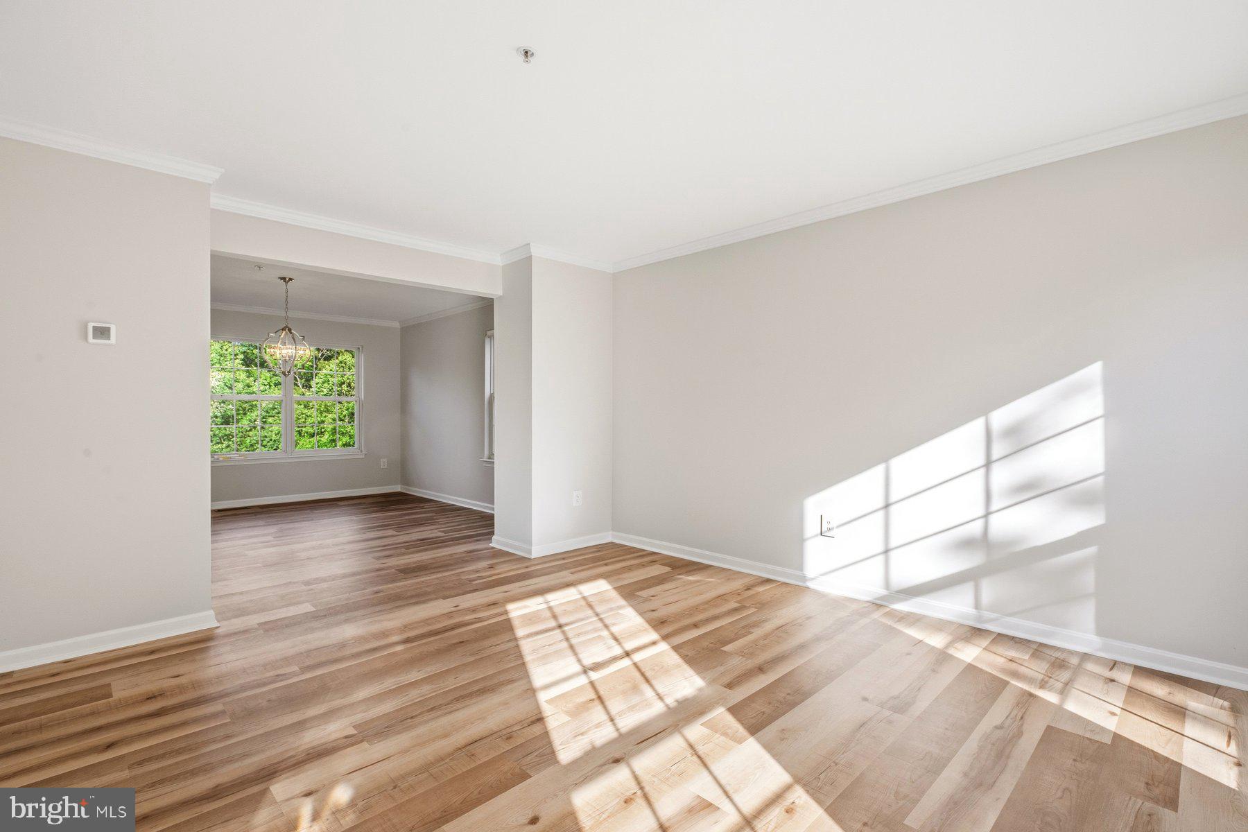 THOMPSON ESTATES - Residential