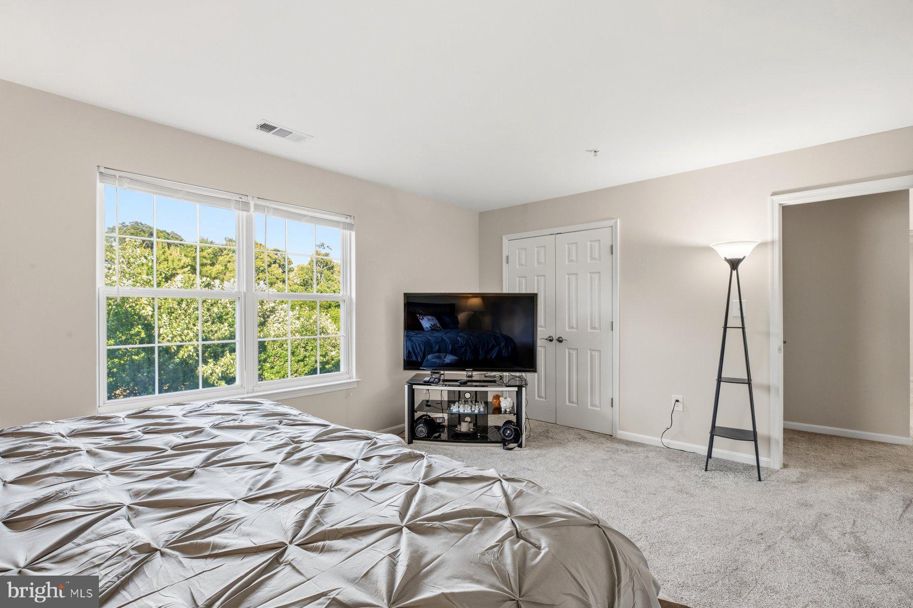 THOMPSON ESTATES - Residential