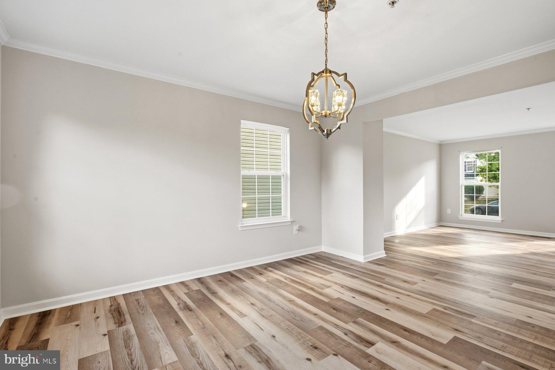 THOMPSON ESTATES - Residential
