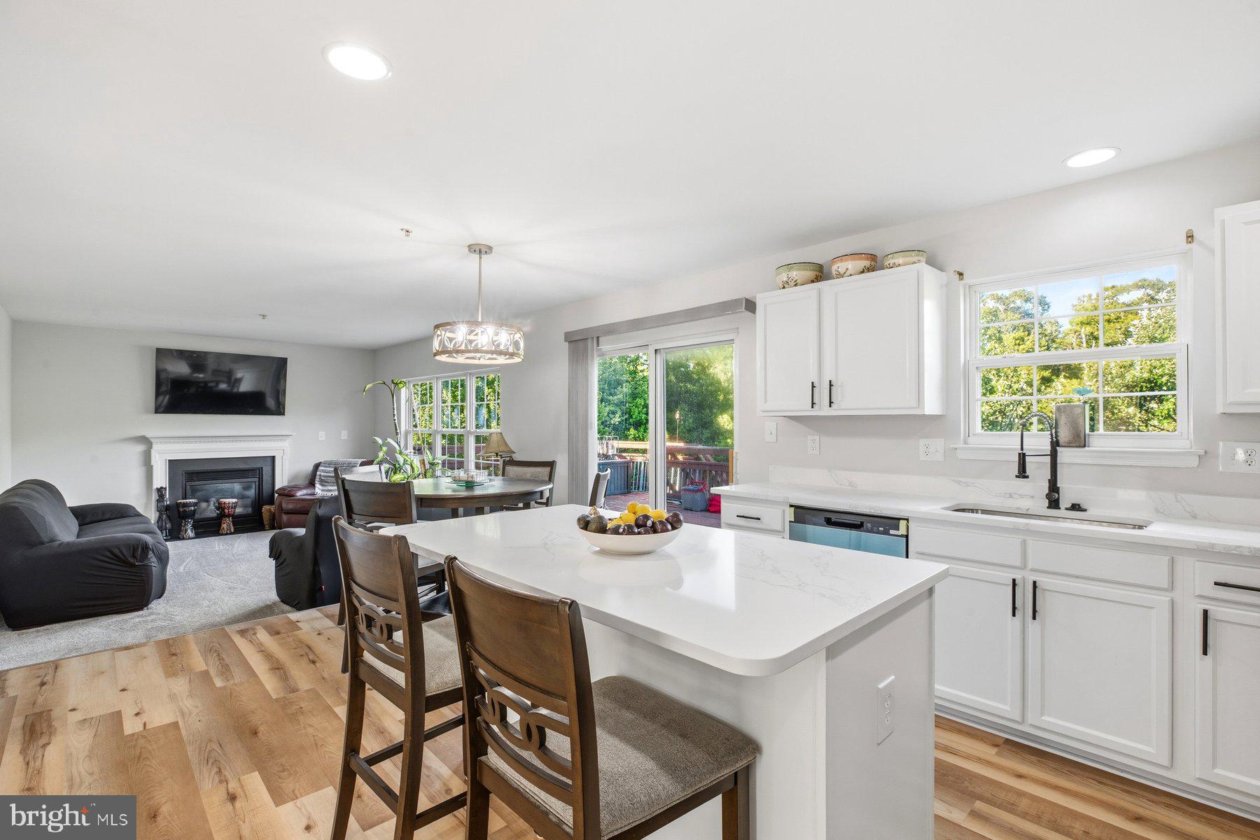 THOMPSON ESTATES - Residential
