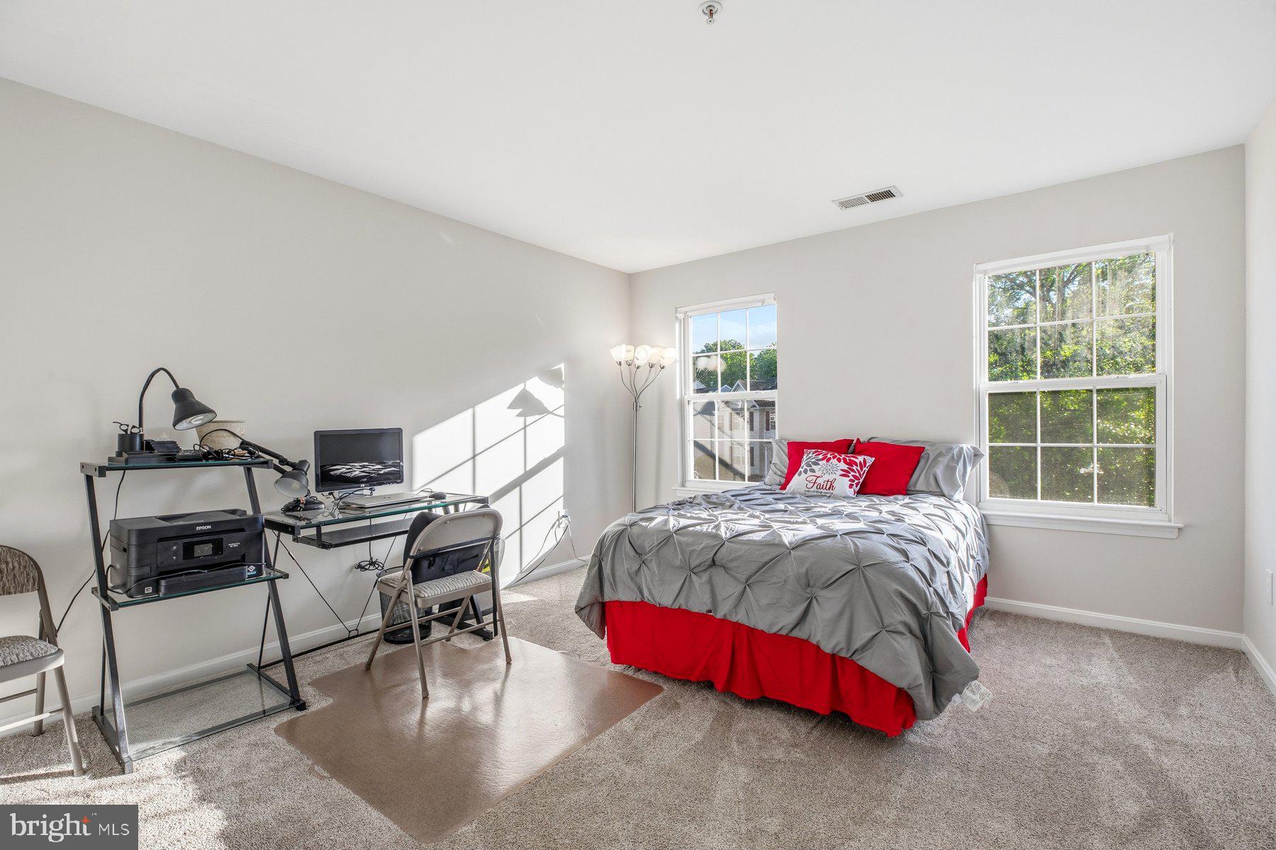 THOMPSON ESTATES - Residential