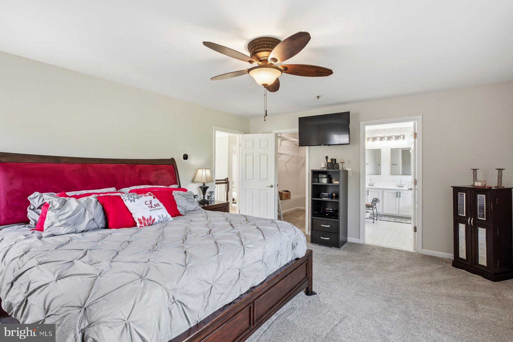 THOMPSON ESTATES - Residential