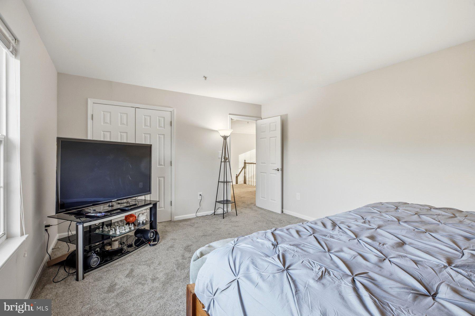 THOMPSON ESTATES - Residential