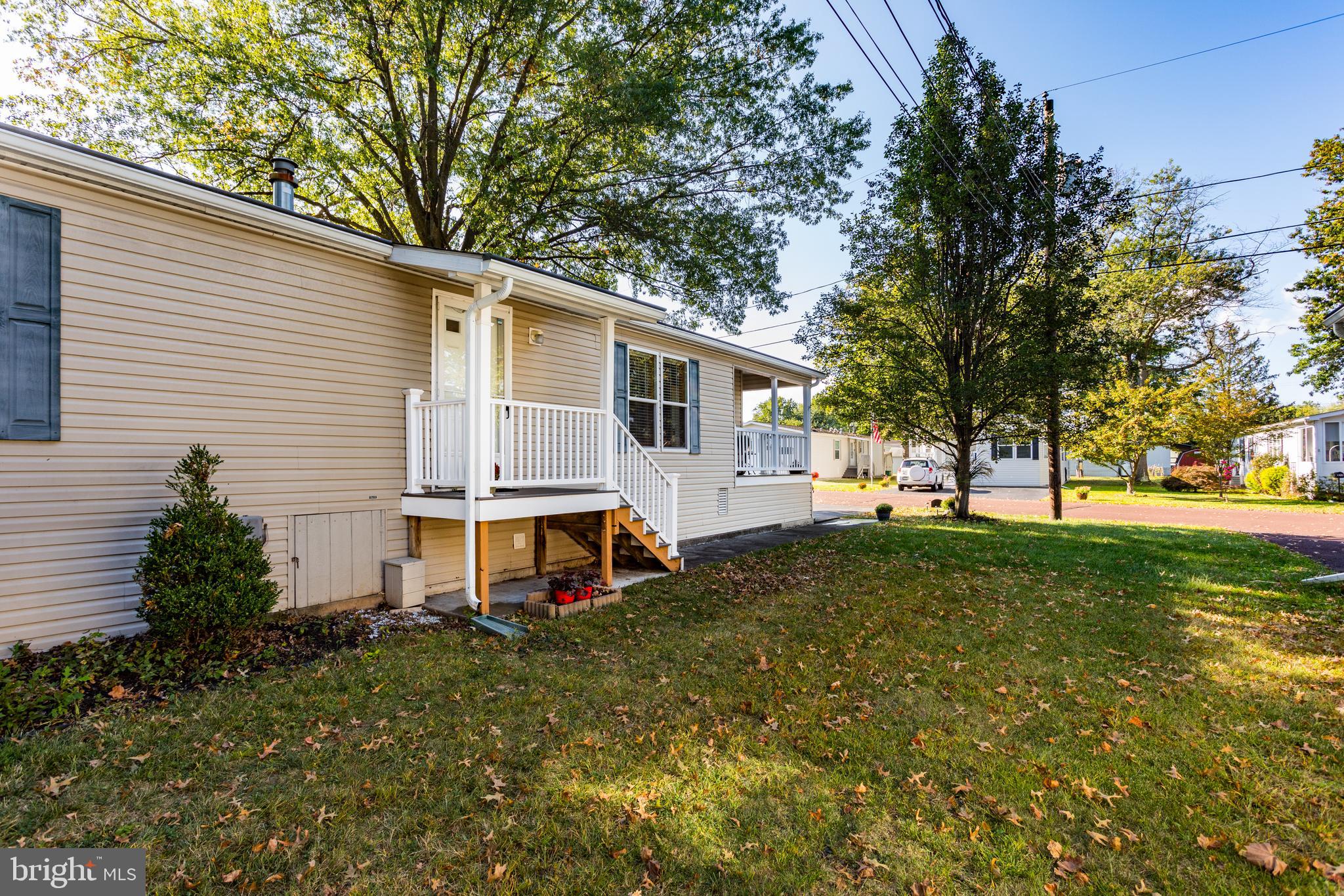 VILLAGE SCENE TR P - Residential