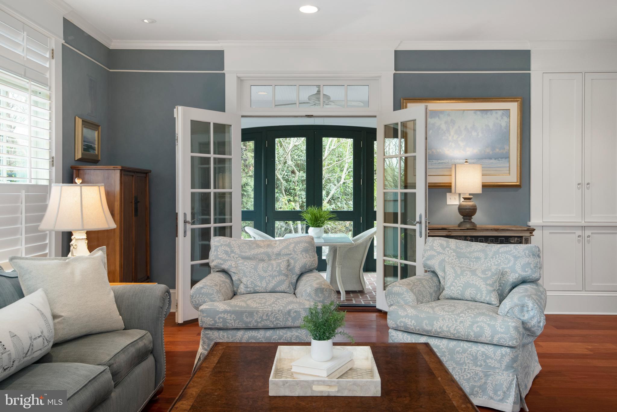 PENDENNIS MOUNT - Residential