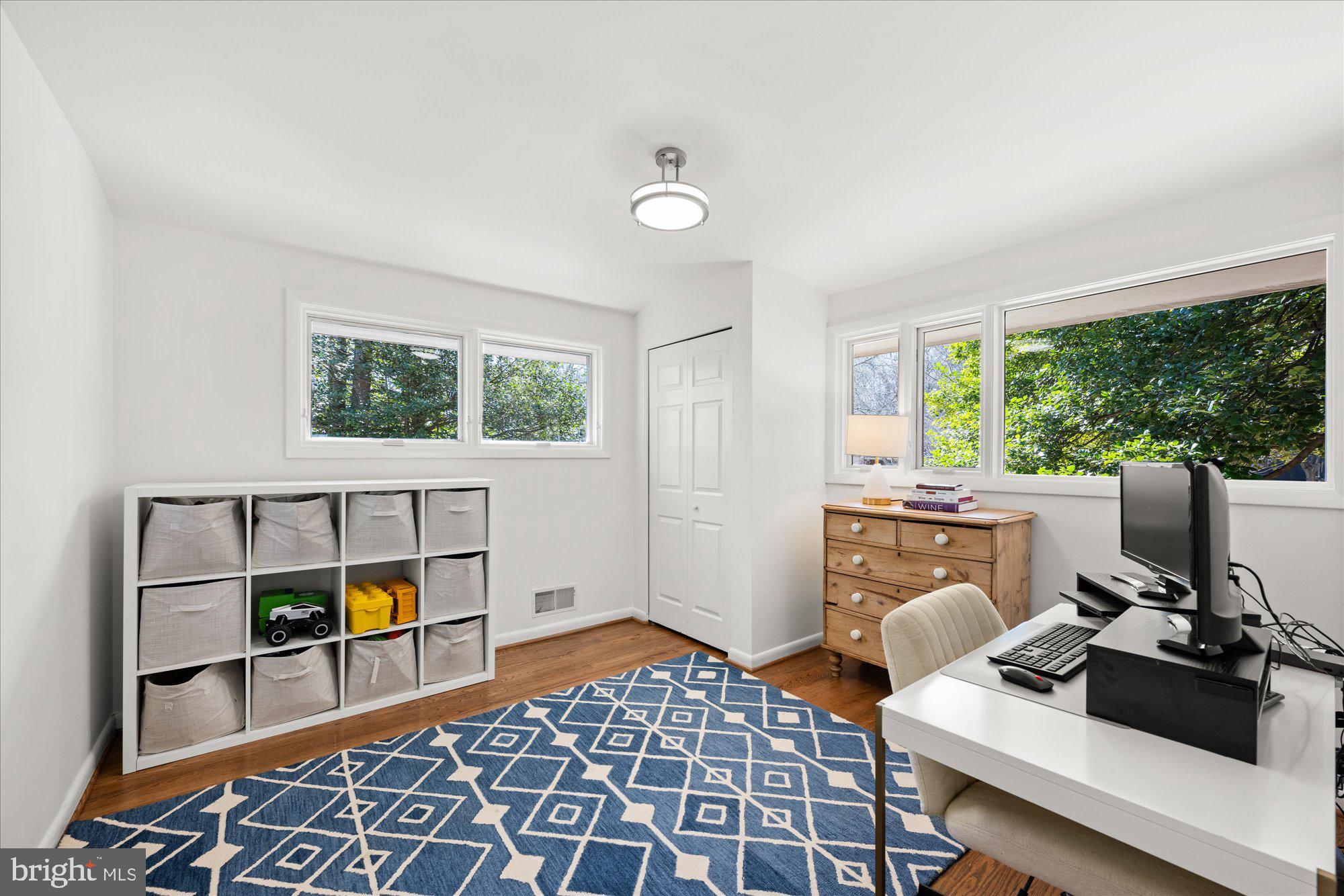 BRADLEY PARK - Residential