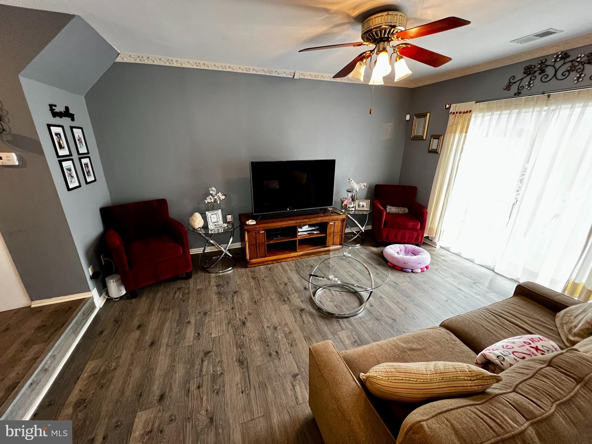 RYON WOODS SUB - Residential