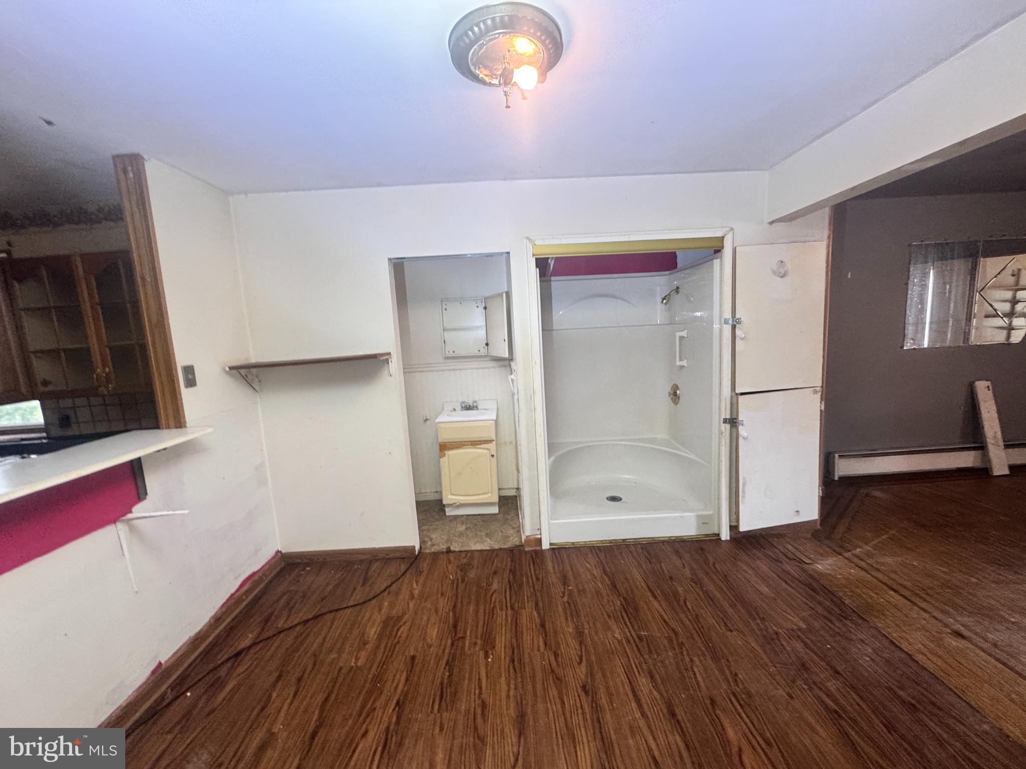 OLNEY - Residential