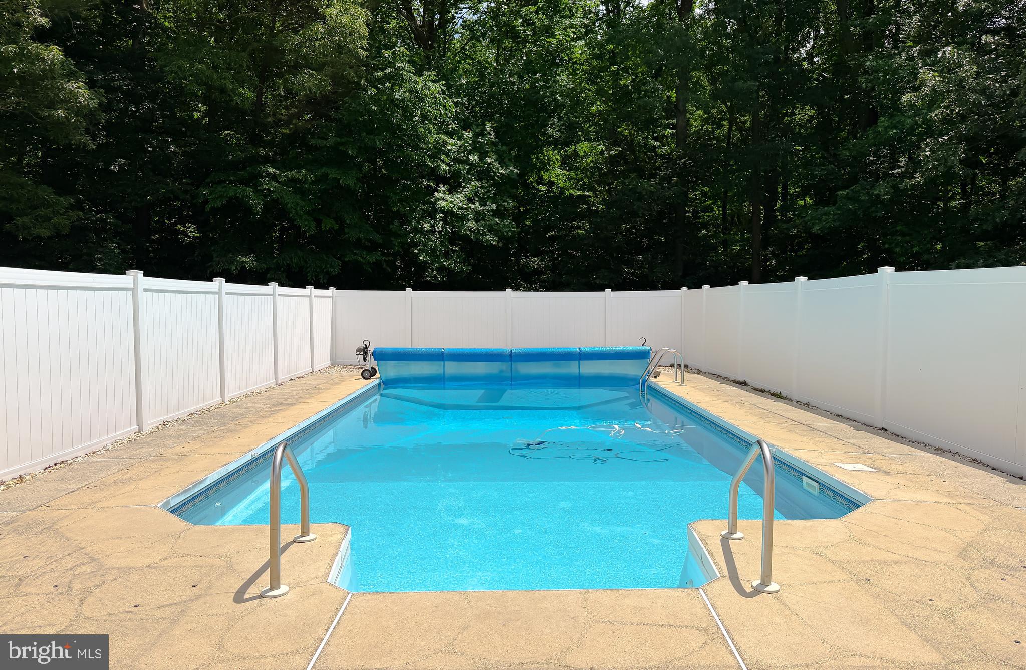 CHAPEL HILLS ESTATES - Residential