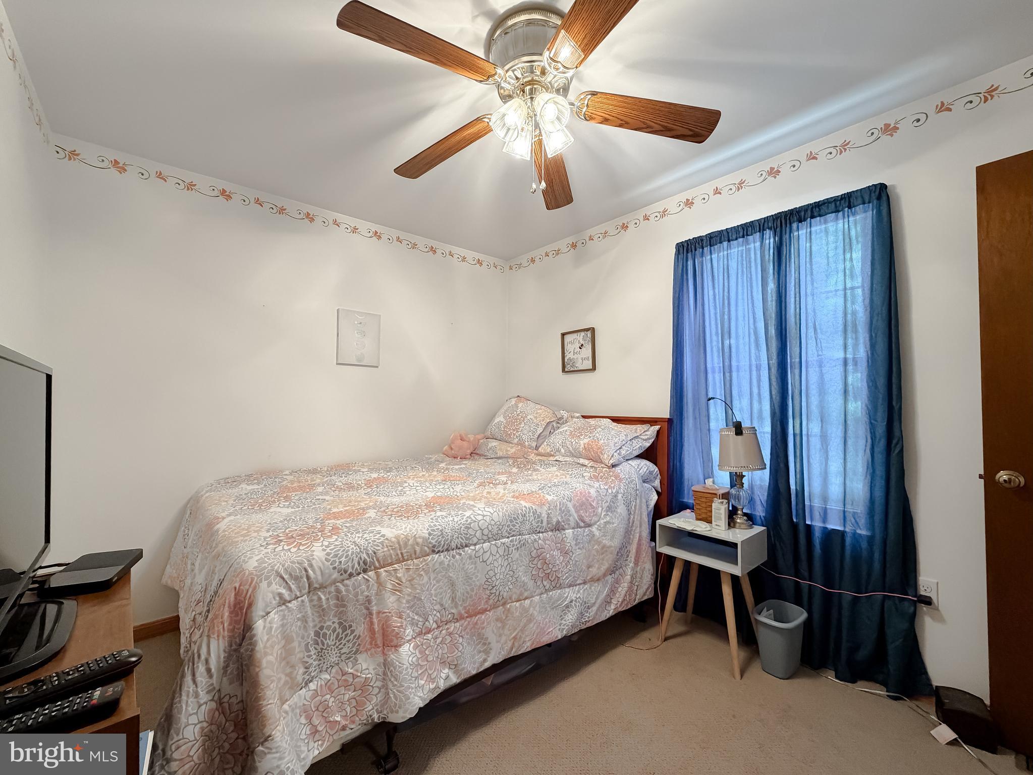 CHAPEL HILLS ESTATES - Residential
