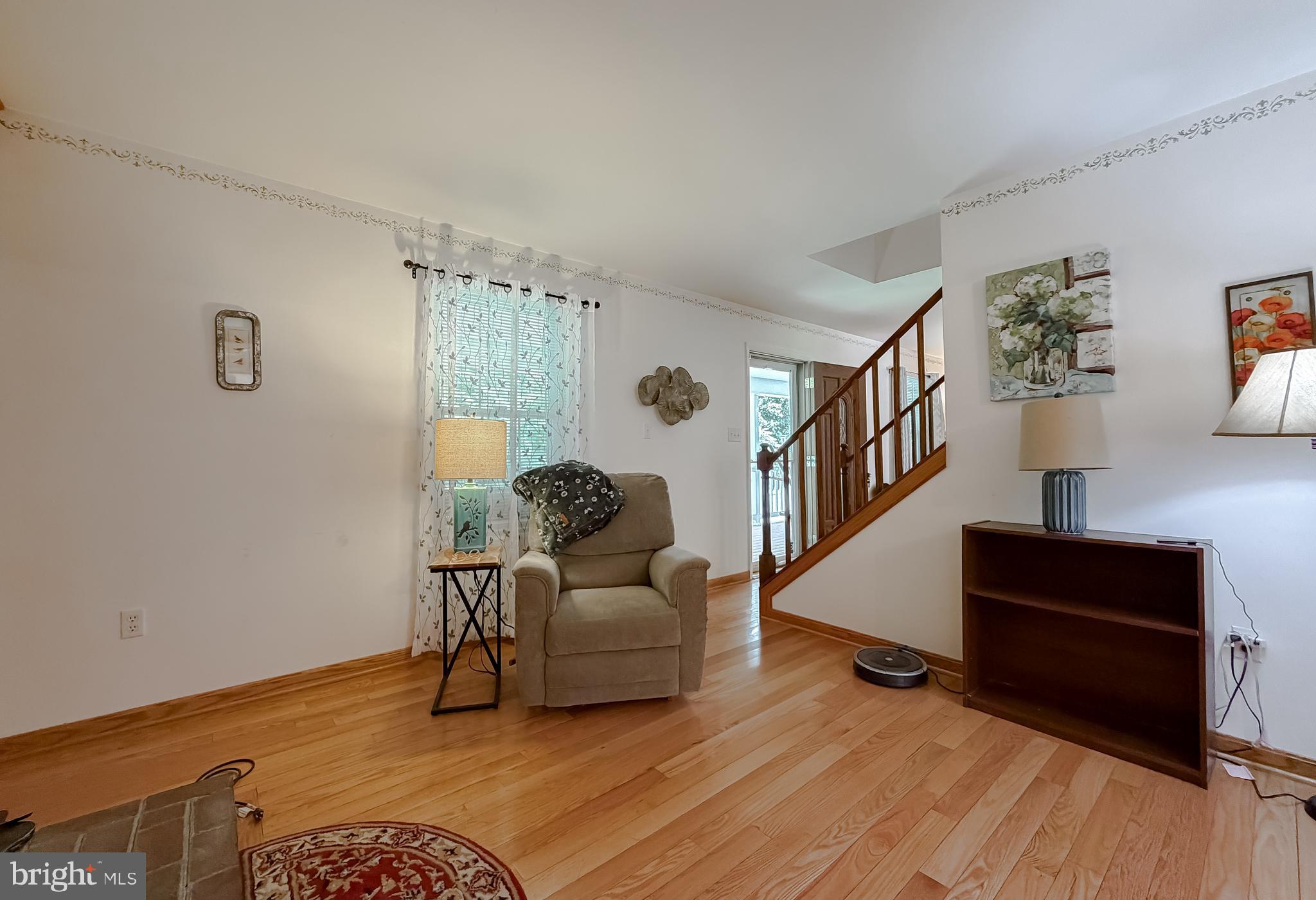CHAPEL HILLS ESTATES - Residential