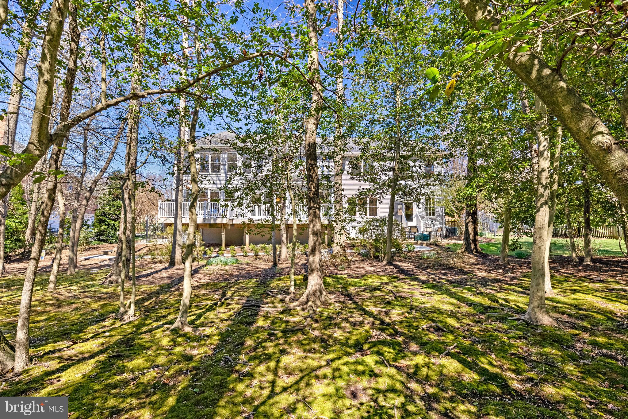 OAKTON RIDGE - Residential