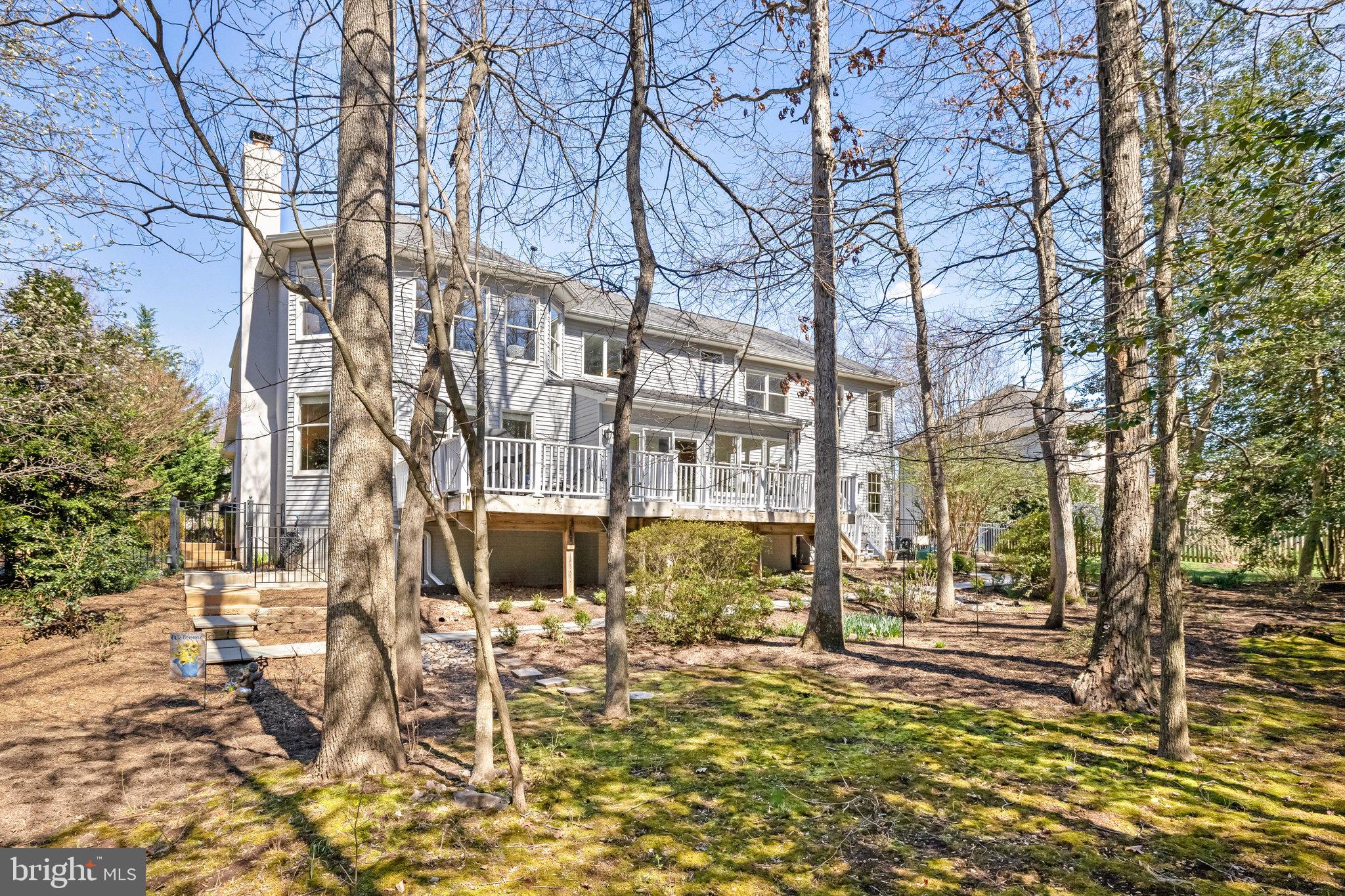 OAKTON RIDGE - Residential