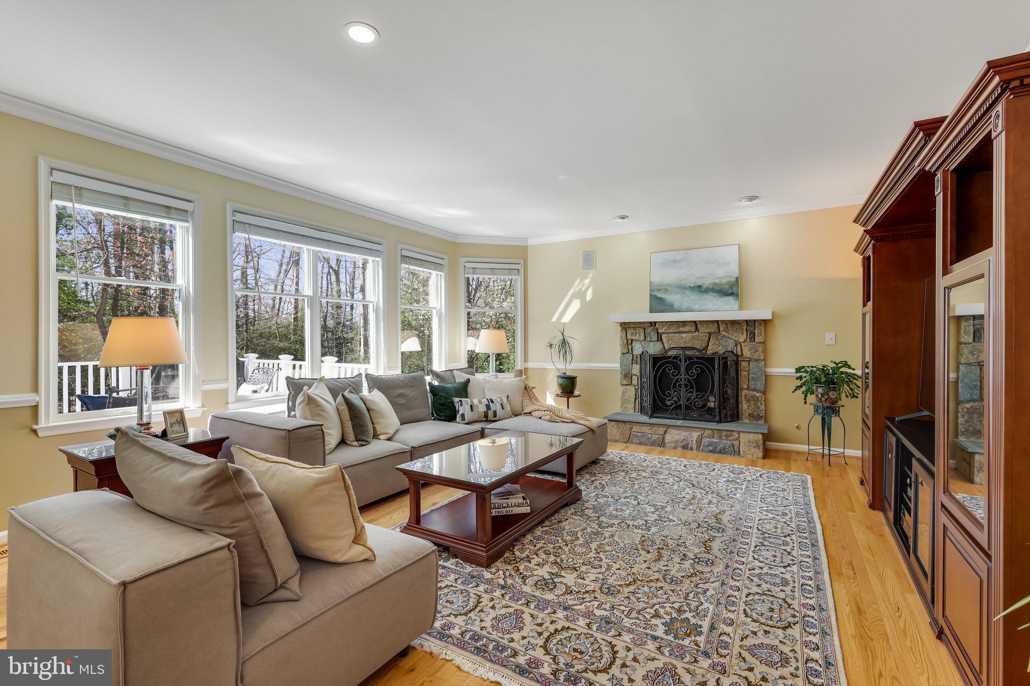 OAKTON RIDGE - Residential