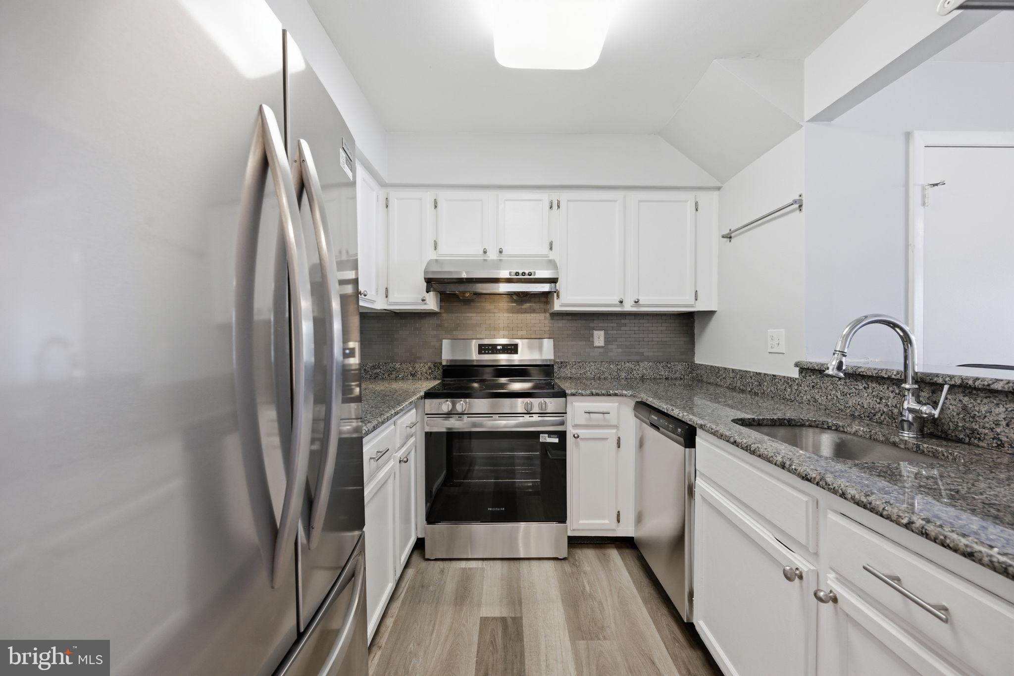 GREENFIELDS - Residential