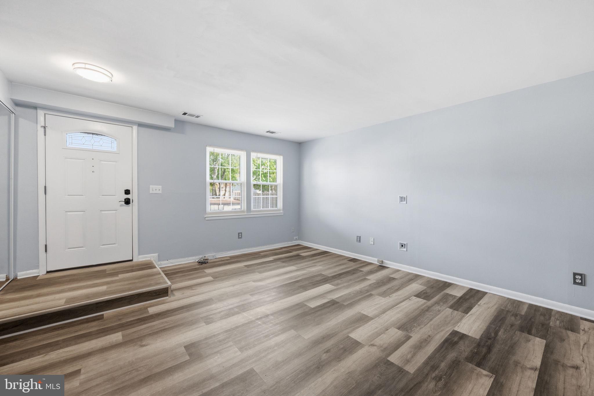 GREENFIELDS - Residential