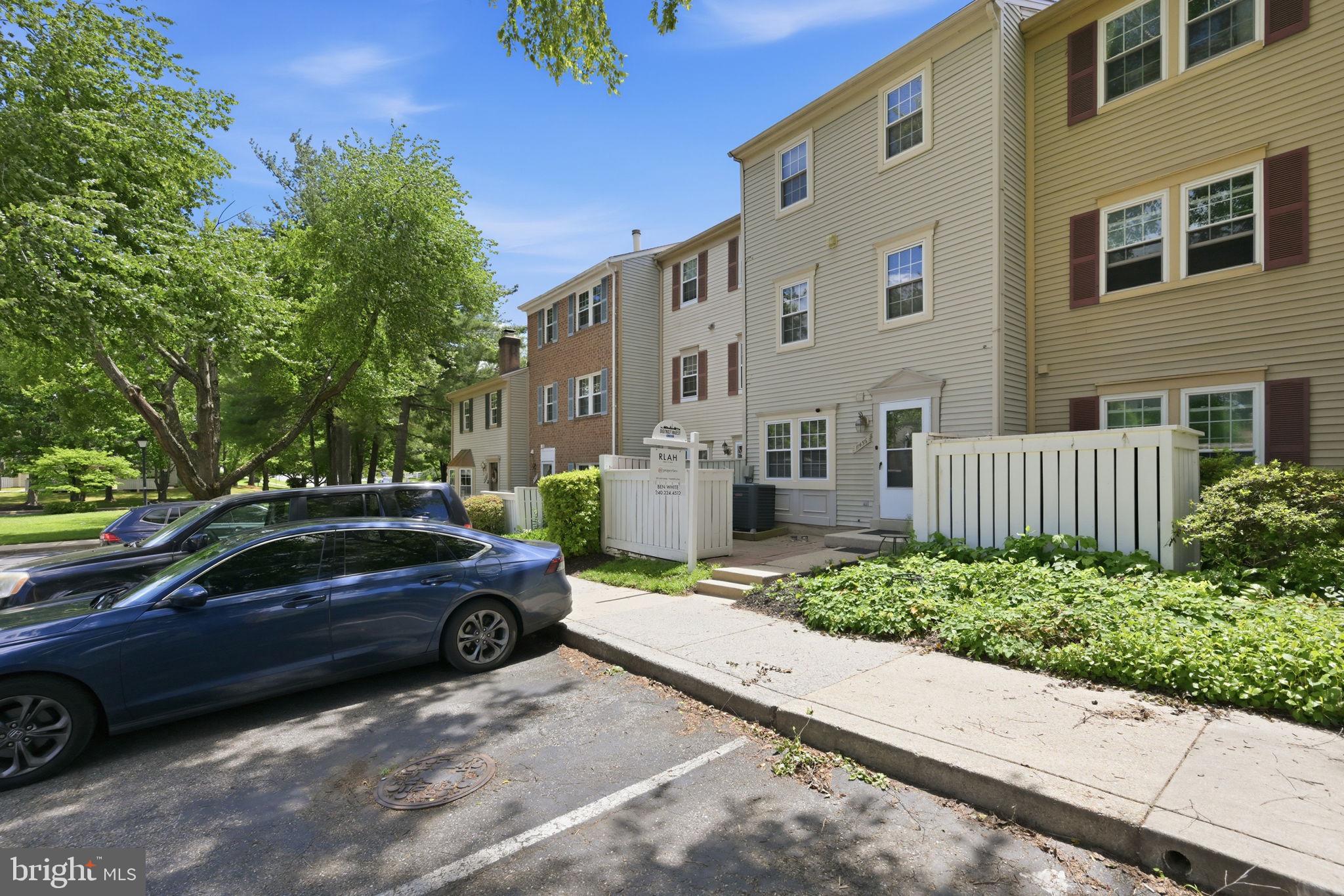GREENFIELDS - Residential