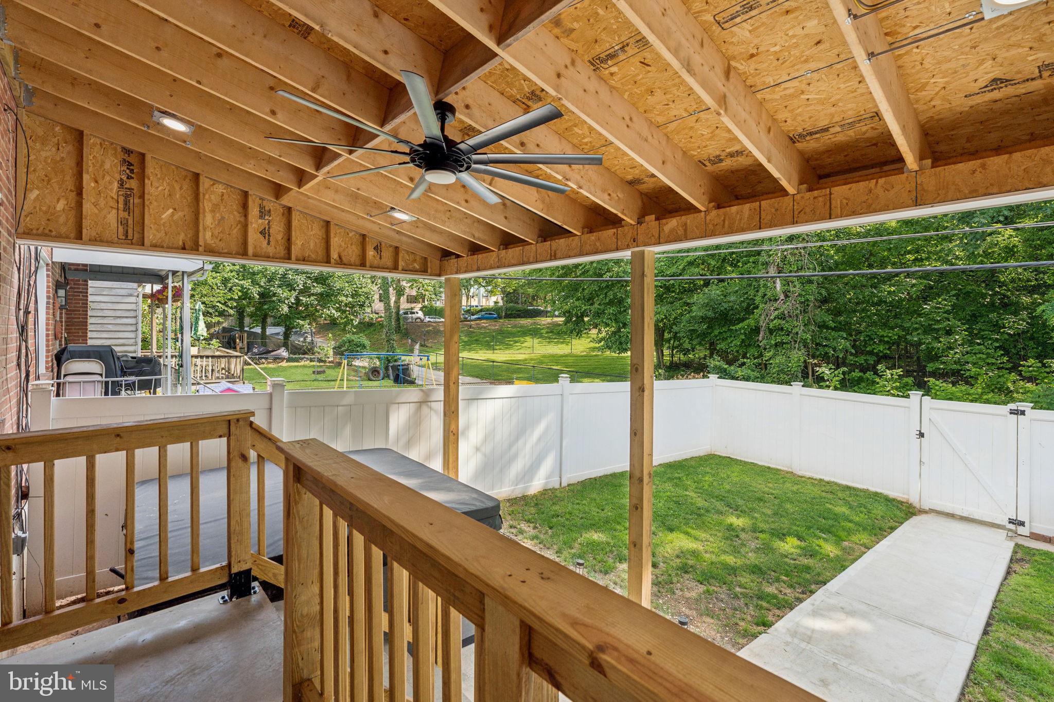 PARADISE - Residential