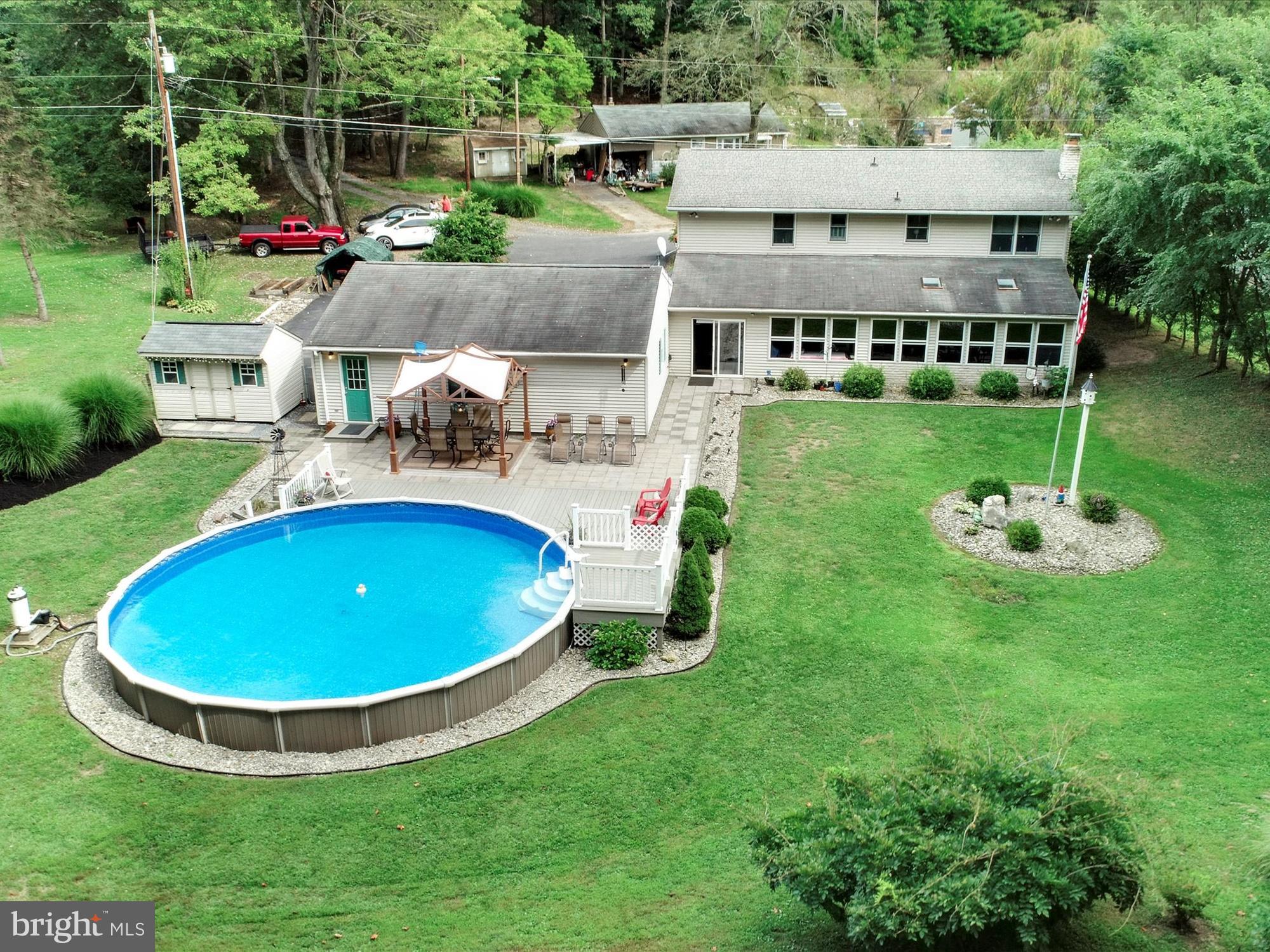 PINE GROVE - Residential