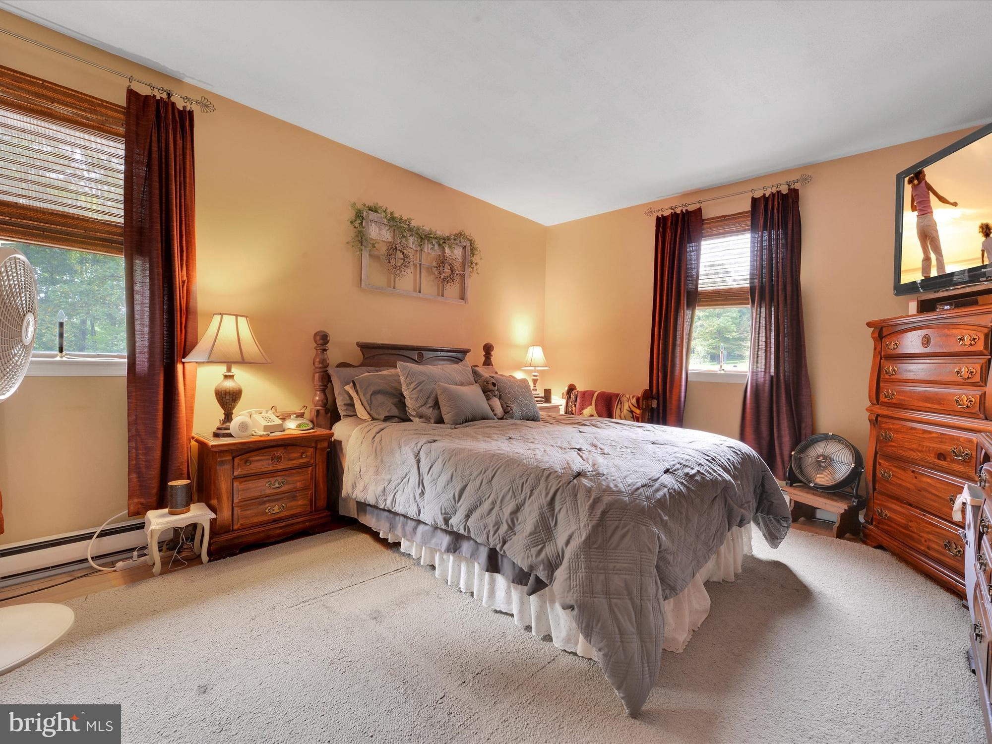 PINE GROVE - Residential
