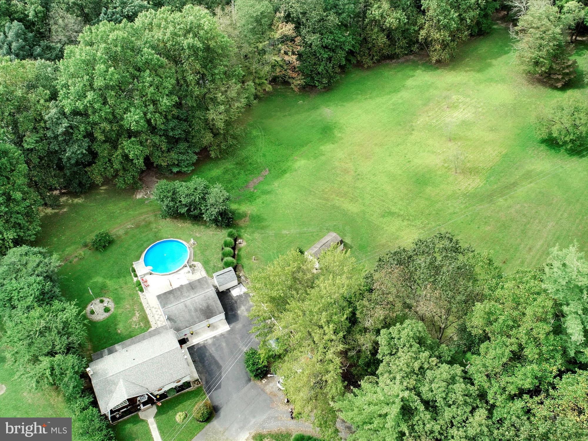 PINE GROVE - Residential