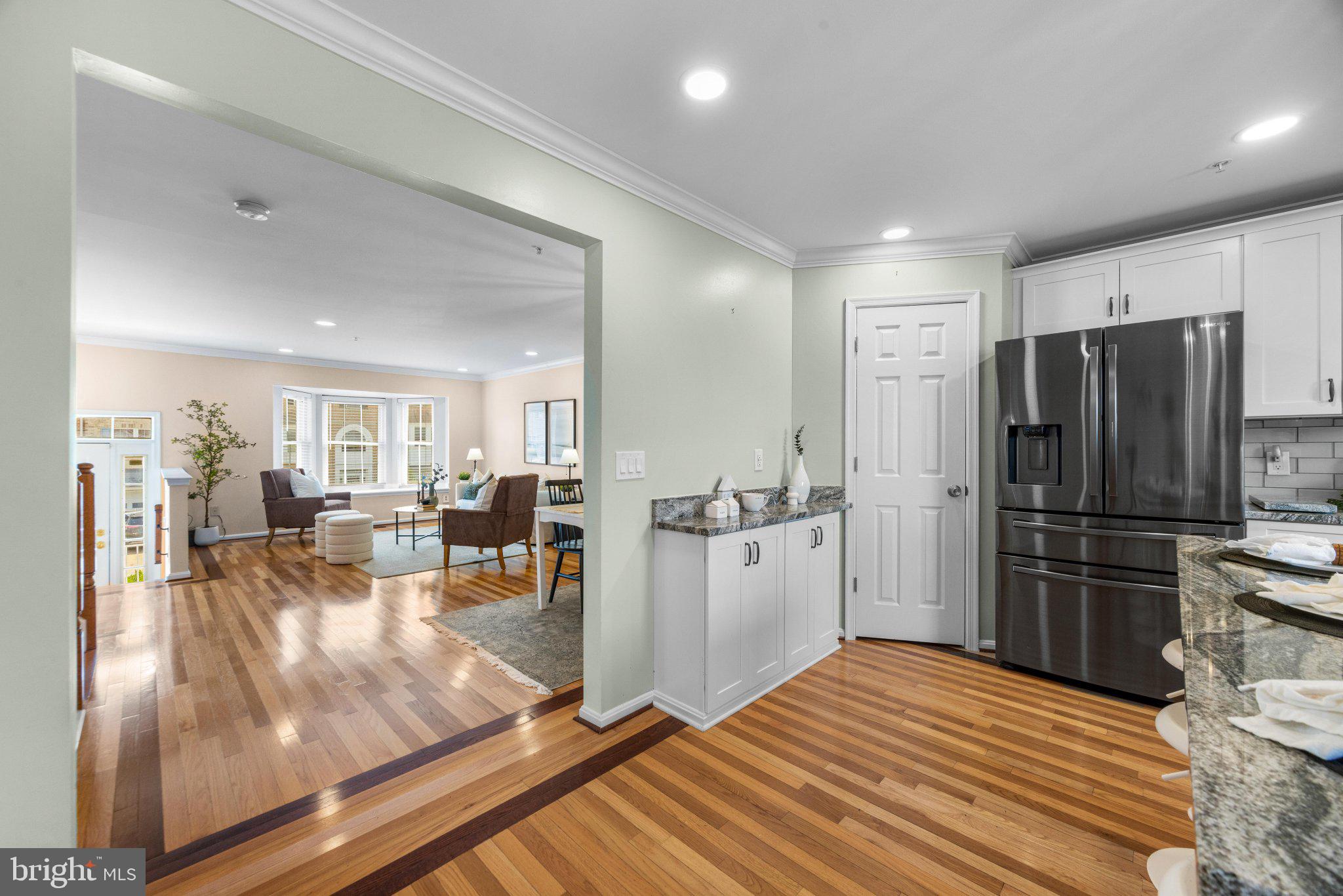 LYONS GATE - Residential
