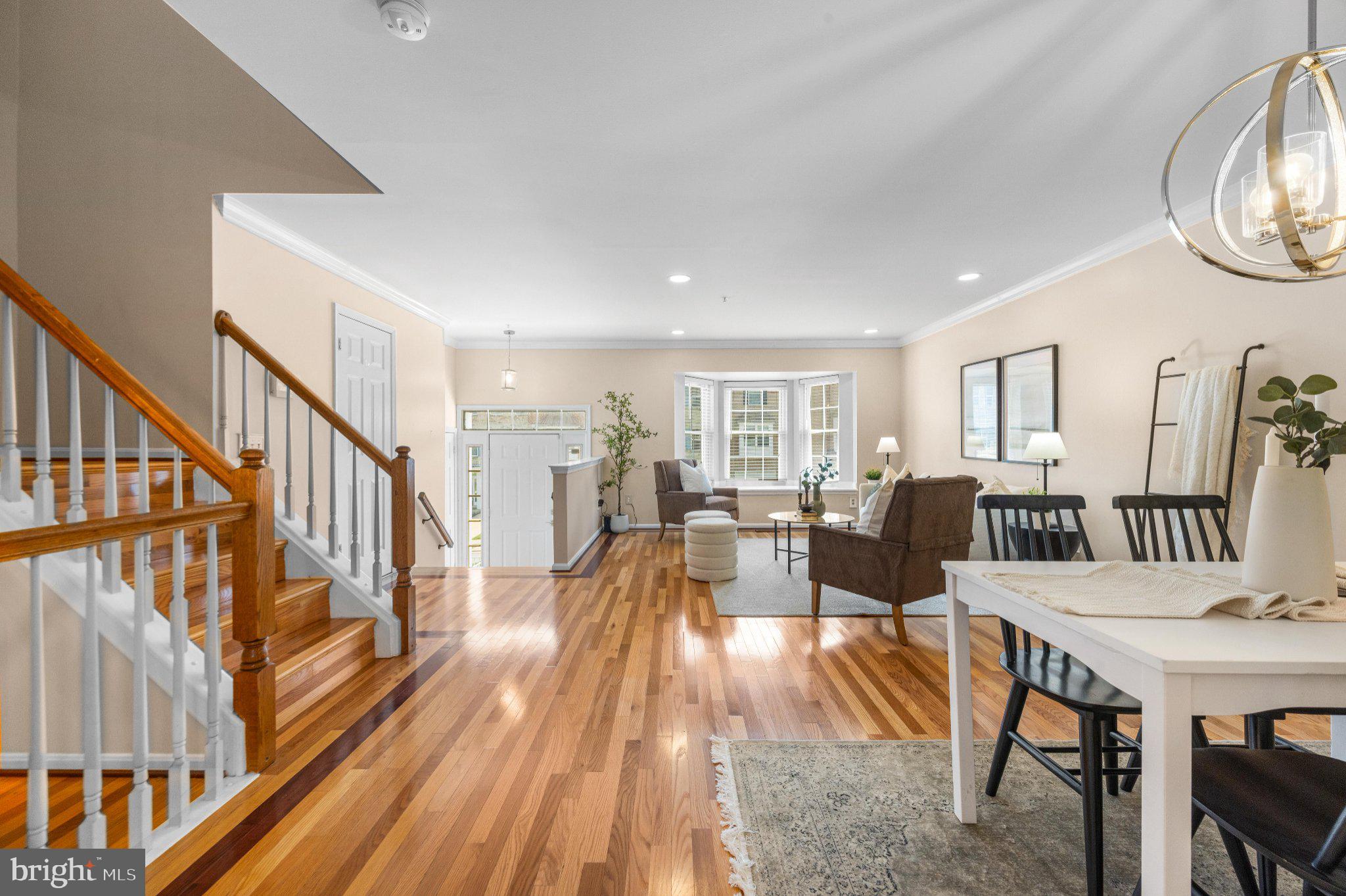 LYONS GATE - Residential