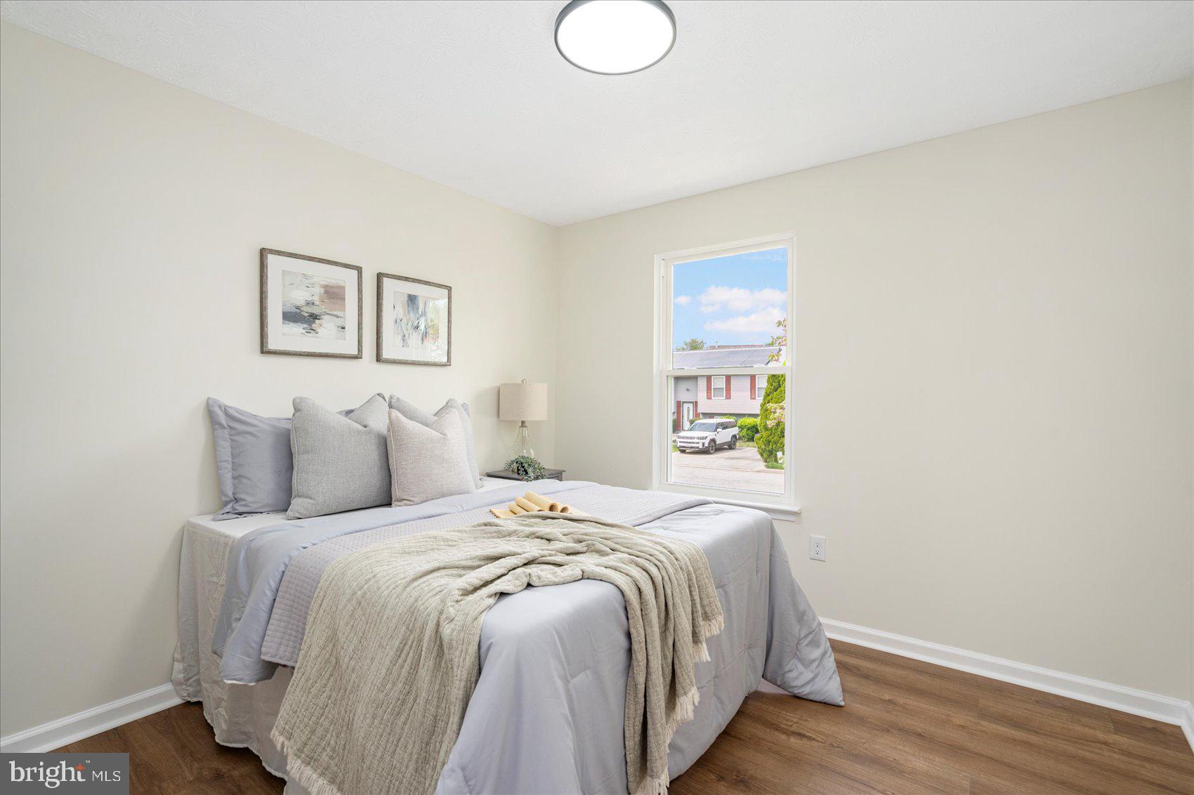 LAWNWOOD - Residential
