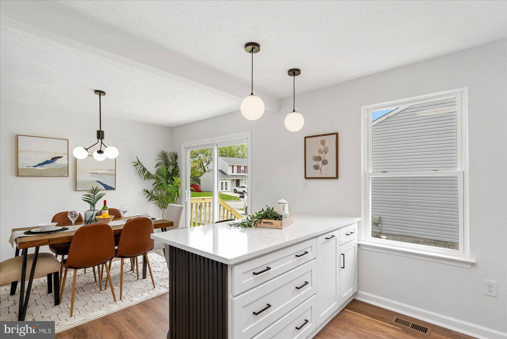 LAWNWOOD - Residential