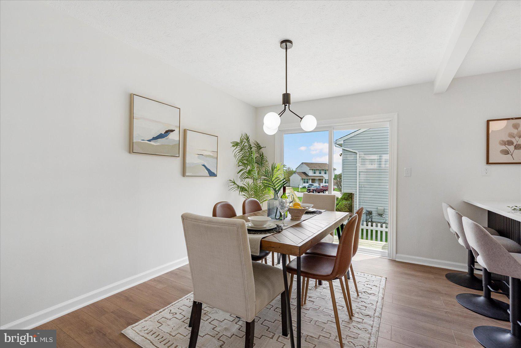 LAWNWOOD - Residential