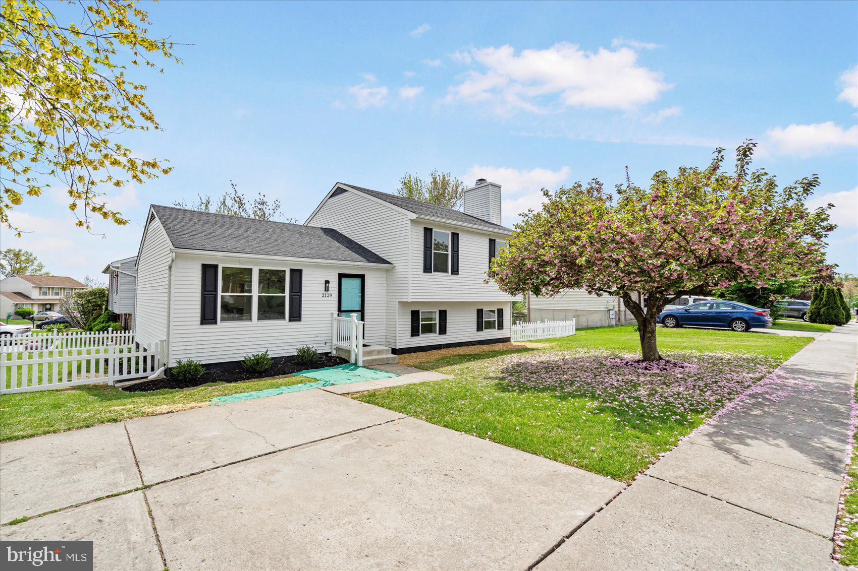 LAWNWOOD - Residential